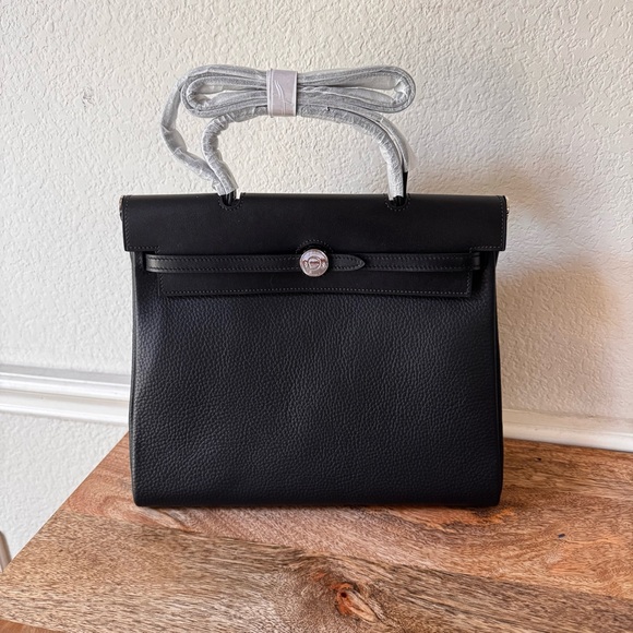 LEATHER INSIDE & OUTBlack Pebble Leather 31 Her Ladies' Crossbody Bag Satchel